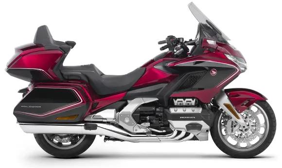 三富モータースでGold Wing Tourをレンタル