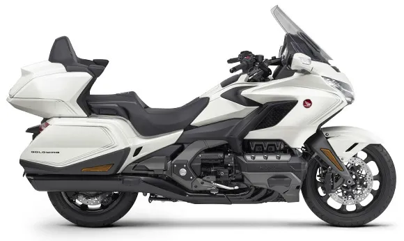 ホンダドリームZuttoRideでGold Wing Tour DCT<AIRBAG>をレンタル