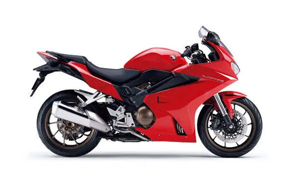 ホンダドリームZuttoRideでVFR800Fをレンタル